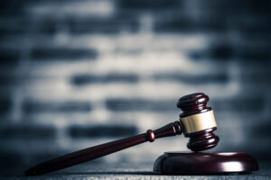 在留カードの偽造に注意しましょう【外国人をバイトや社員として採用・雇用するときは注意が必要です】